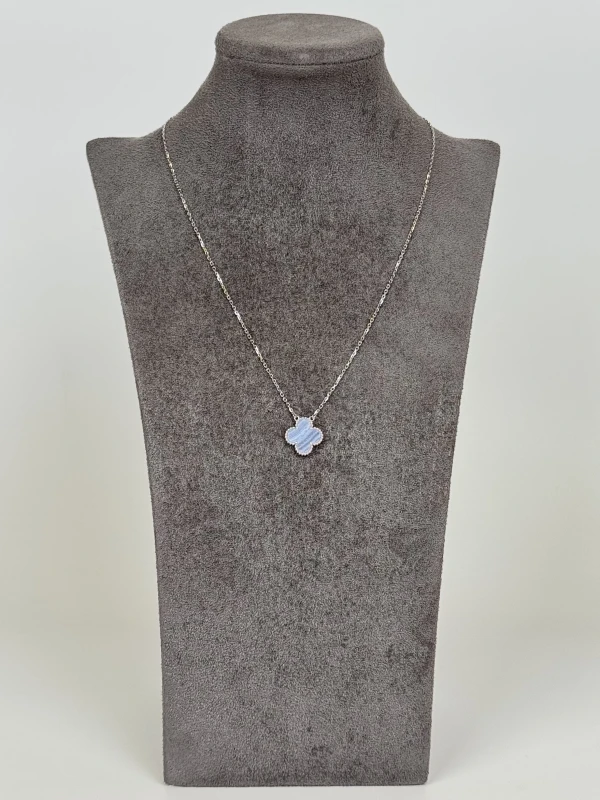 Van Cleef & Arpels VINTAGE ALHAMBRA PENDANT. CHALCEDONY VCARD34900 4