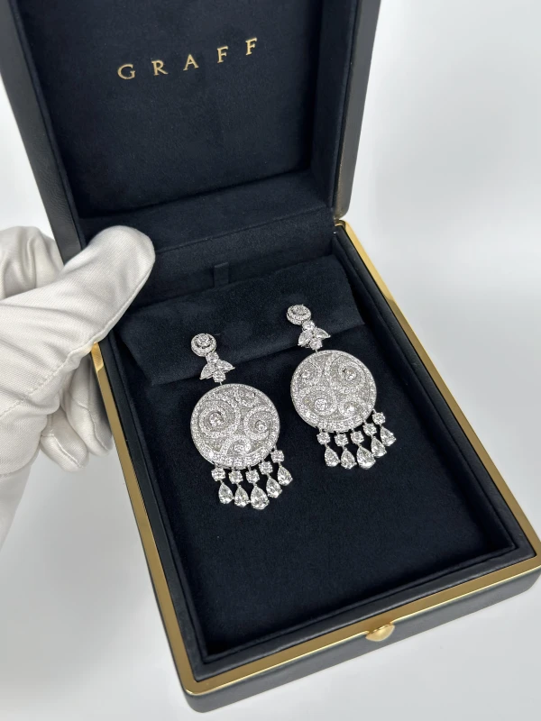 Graff DIAMOND ON DIAMOND, Earrings (XXL MODEL) RGE21.00 5
