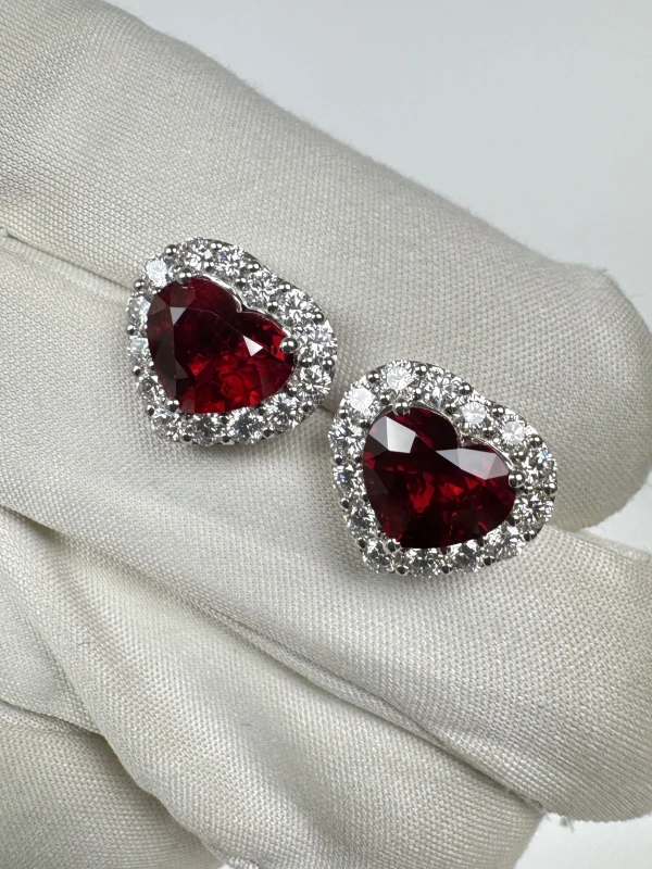 Earrings without a brand MOZAMBIQUE HEART RUBY 3.02-3.41 CT "VIVID RED" EARRINGS (GRS) R3.02-3.41CT 7