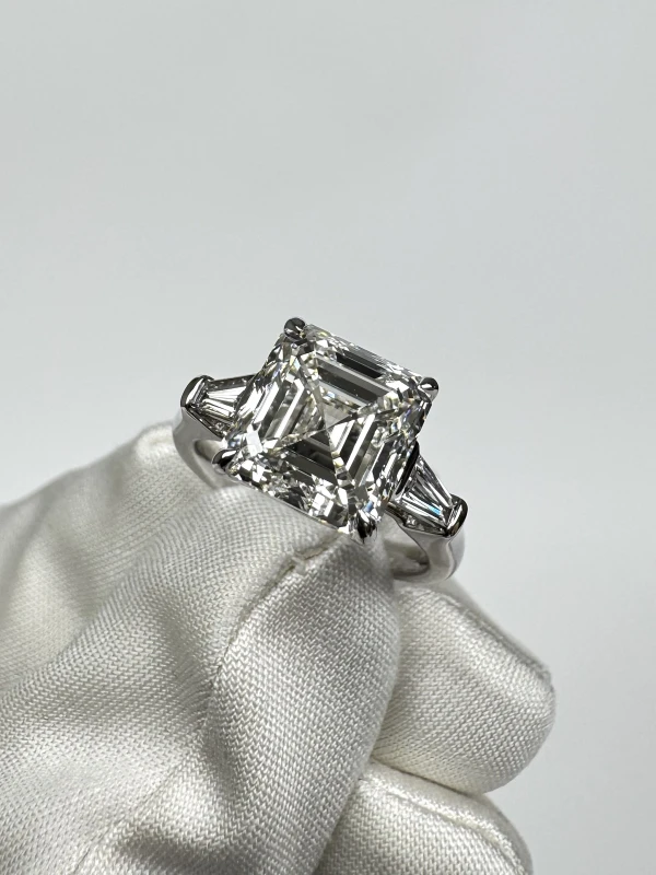 СЕРЬГИ NO NAME ASHER DIAMOND 4.01 CT H/VS1 RING (GIA) NN4.01H 4