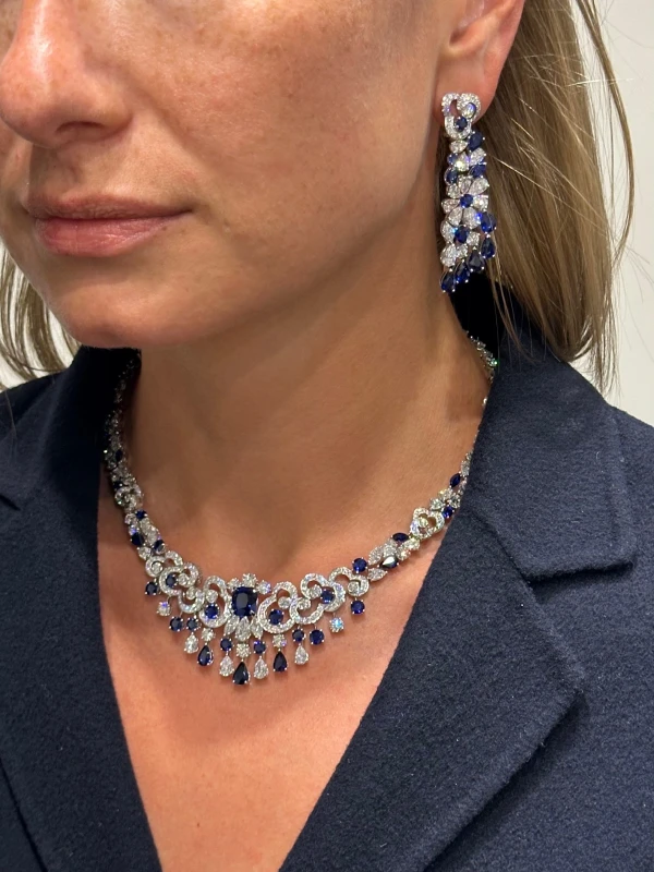 Graff Graff Nuage Earrings Sapphire and Diamond Graff Nuage 6