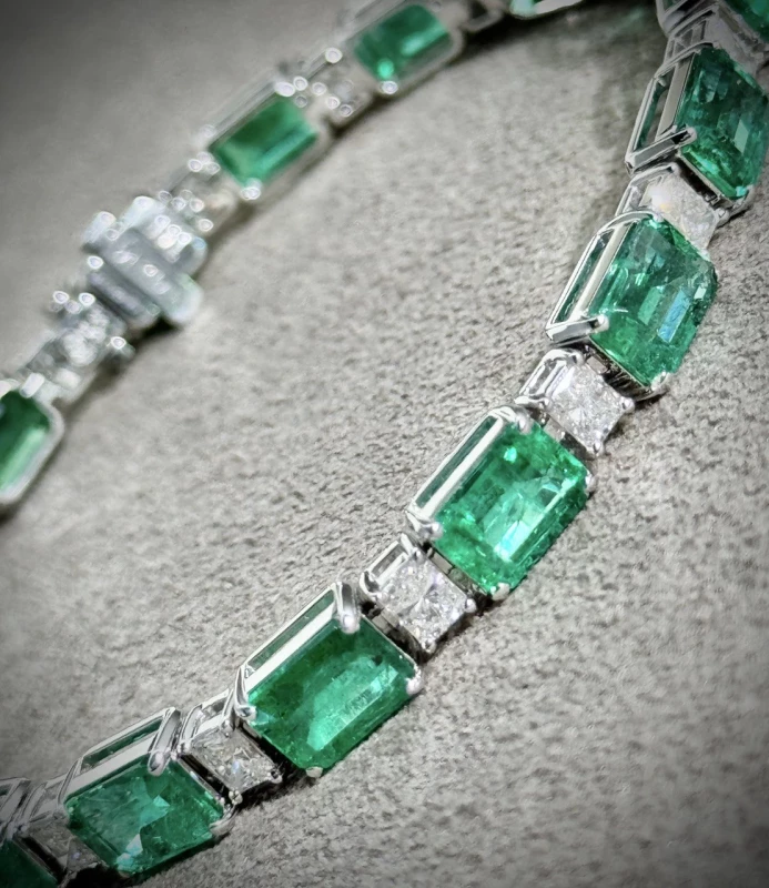 DeRosa CLASSIC EMERALD 15.35 CT & DIAMOND 2.36 CT BRACELET BВ149417711 2