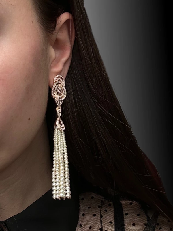 GARRARD PEARL AND DIAMOND EARRINGS 2014989 3