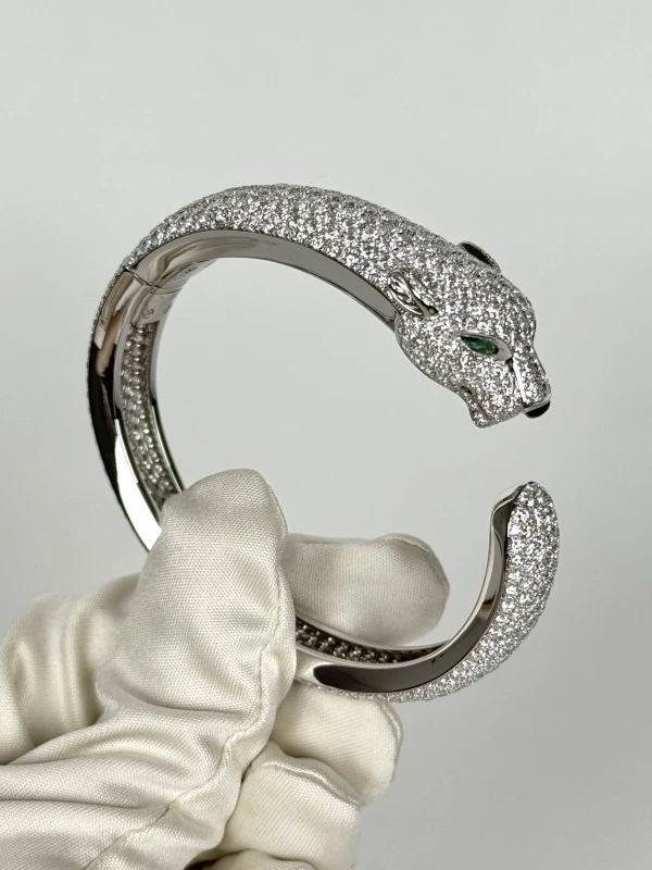 Cartier Panthère de Cartier Bracelet, Full Pave (SIZE 17) HP600338 3