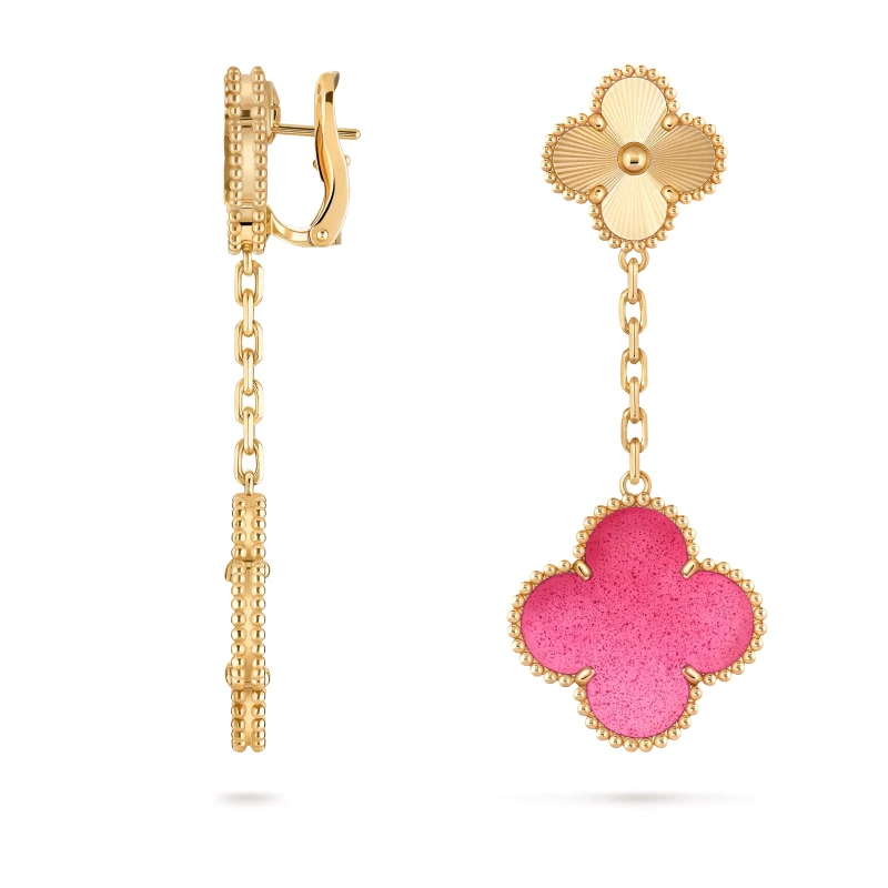 Van Cleef & Arpels Magic Alhambra earrings, 2 motifs VCARPQZJ00 4