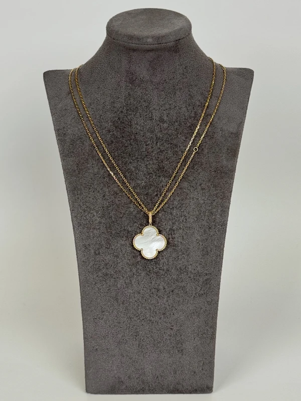 Van Cleef & Arpels. Magic Alhambra Necklace, 1 motif VCARO49L00 2