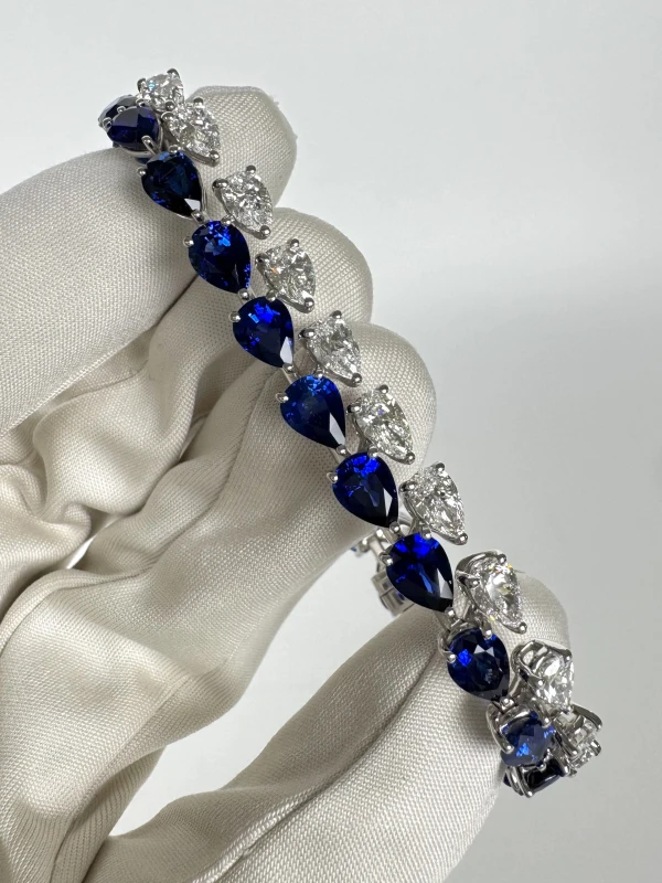 Graff Pear Shape Sapphire and Diamond Bracelet (SIZE 18) RGB294 4
