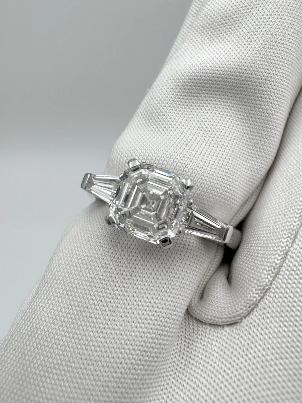 DeRosa SQUARE EMERALD 2.01 CT RING (SIZE 53) GIA R466241 3