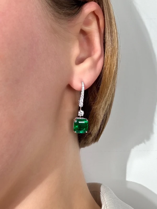 Graff COLOMBIA EMERALD 4.29 CT - 4.07 CT EARRINGS GE 4.29-4.07 CT 2