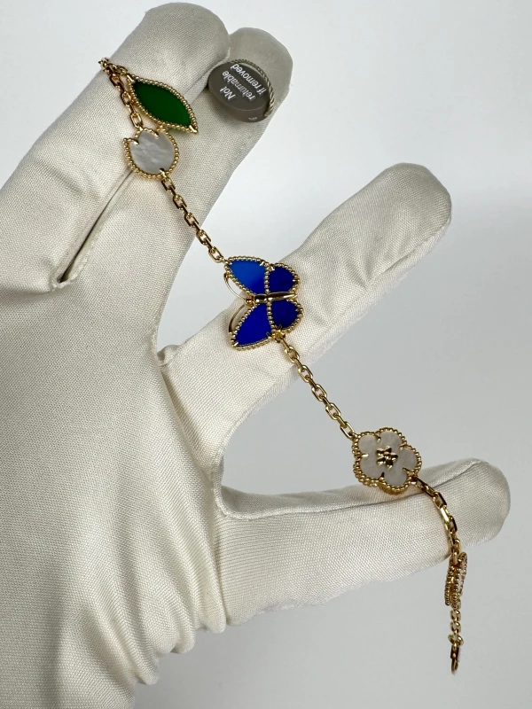 Van Cleef & Arpels. Lucky Spring Butterfly bracelet, 5 motifs VCARPHZV00 4