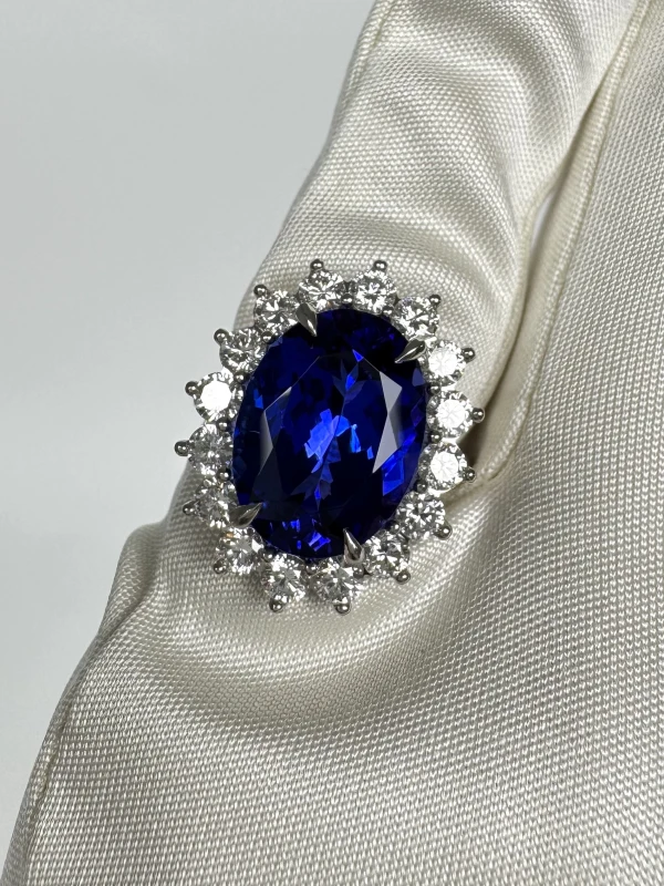 No name TANZANITE 7.75 CT "BLUISH VIOLET" RING (SIZE 53) GIA NN7.75 4
