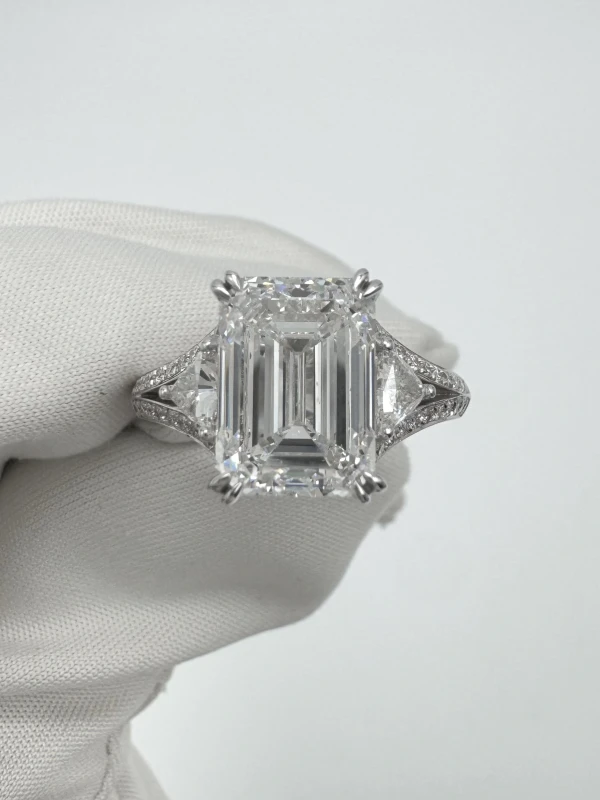 No name DIAMOND 4.01 ct D/VS2 RING, GIA (SIZE 52) NN4.01ct D/VS2 GIA 2