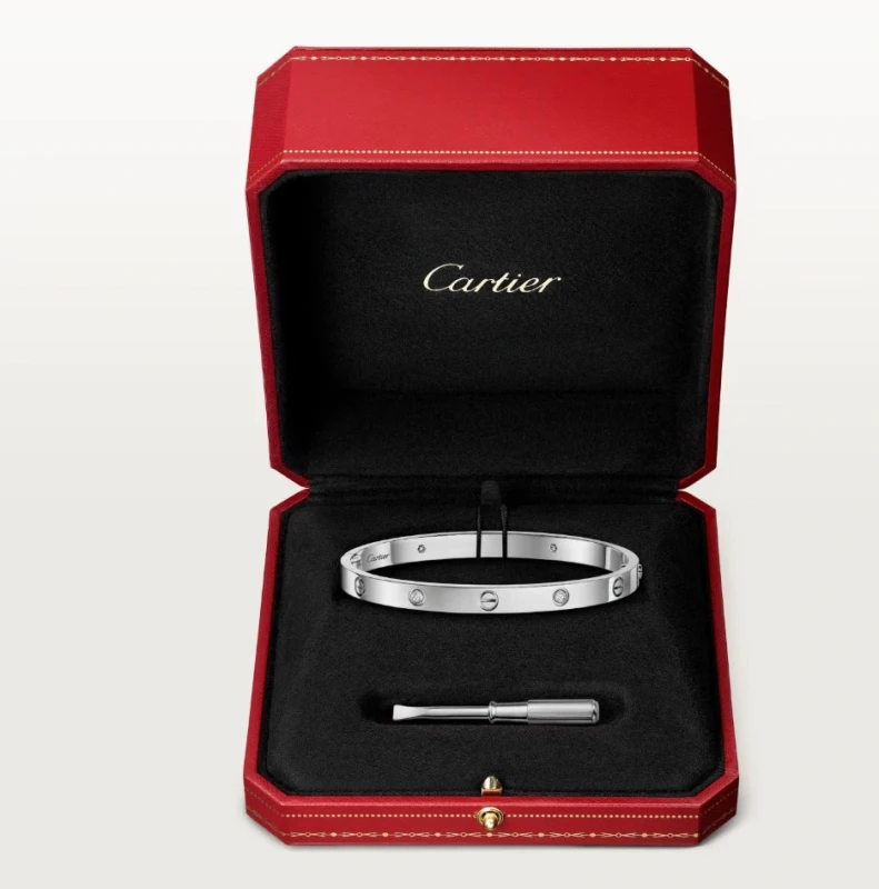 Cartier LOVE BRACELET, MEDIUM MODEL, 4 DIAMONDS (SIZE 16) B6087316 4