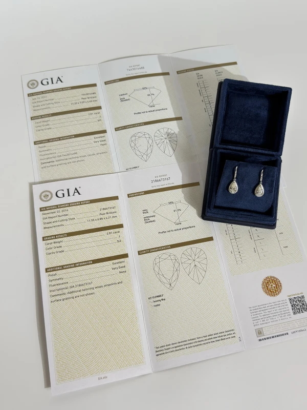 Earrings without a brand PEAR DIAMONDS 2.01-2.01 CT J/SI (GIA) NN2.01-2.01 CT J/SI 3