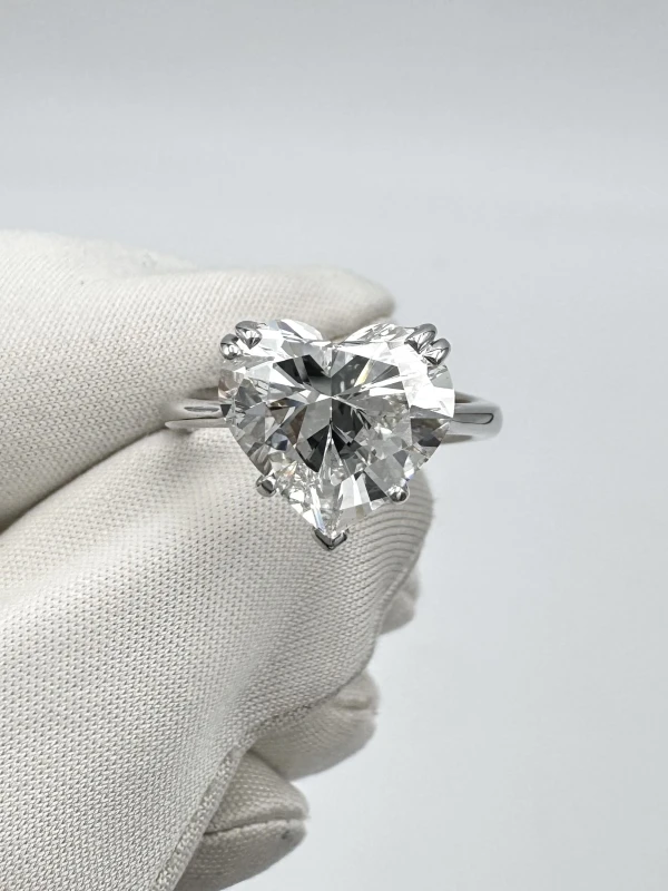 Jewellery Theatre HEART DIAMOND 4.5  CT RING JT4.50 CT 3