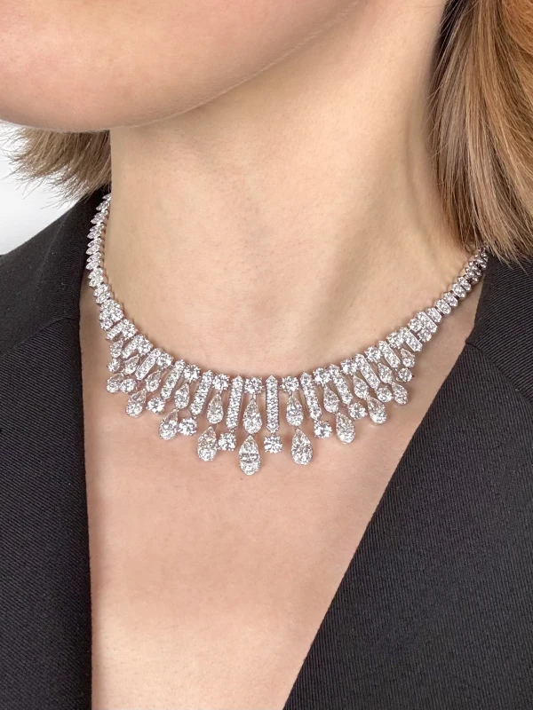 GRAFF WHITE ROUND, PEAR SHAPE AND BAGUETTE DIAMOND FRINGE NECKLACE 29.41 CT RGN769 3