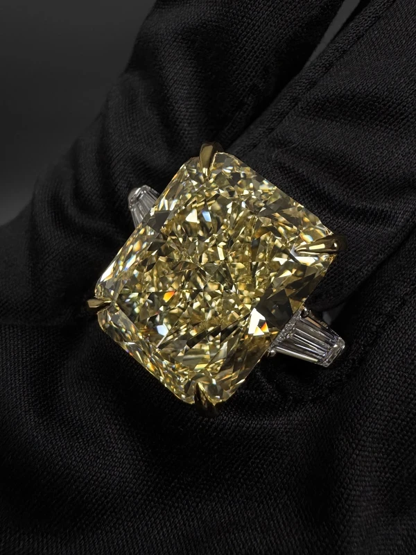 СЕРЬГИ NO NAME Yellow Diamond 25.08 CT Fancy Yellow/VVS2 Ring 25.08 ct fancy ellow 5