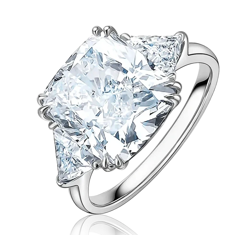 CUSHION DIAMOND RING 4.51 CT E/VS1 (GIA)