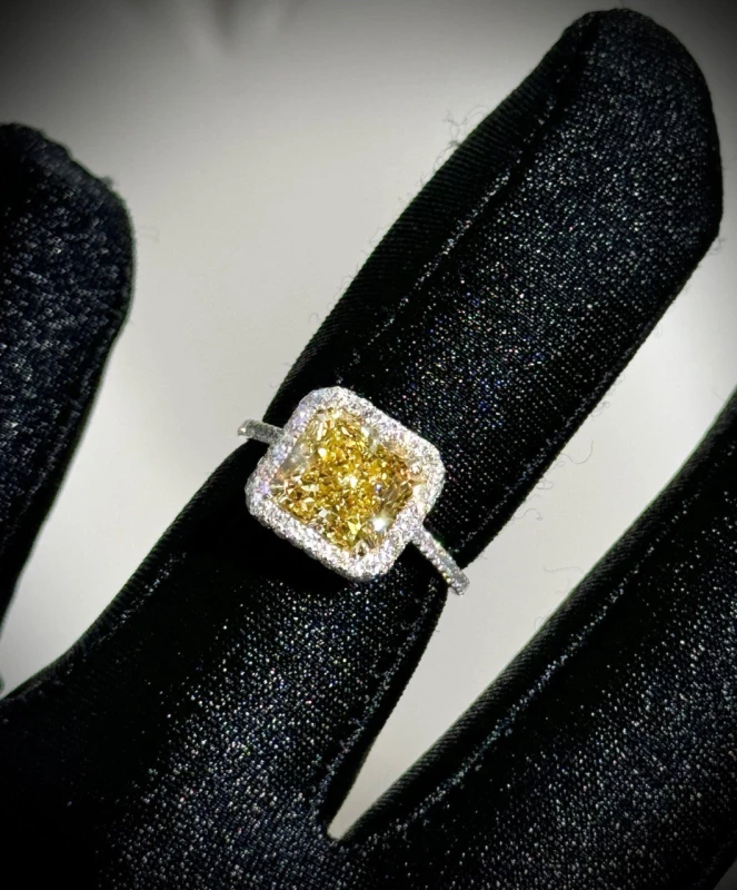 СЕРЬГИ NO NAME DIAMOND RING 3.15 CT FBY/SI1 3.15 ct FBY/SI1 7