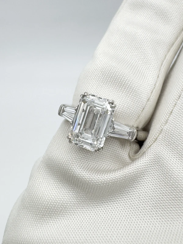 Harry Winston EMERALD DIAMOND 3.10 D/VVS1 RING (SIZE 52) HW 3,10D/VVS RING 4