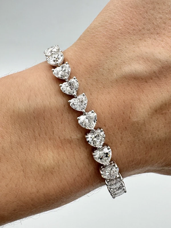 Graff Heart Shape Diamond 20.05 CT Bracelet RGB184 4
