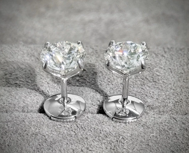 Earrings without a brand DIAMOND ROUND STUDS 1.50-1.50 CT H/SI1 (GIA) 1.50-1.50 H/SI1 4