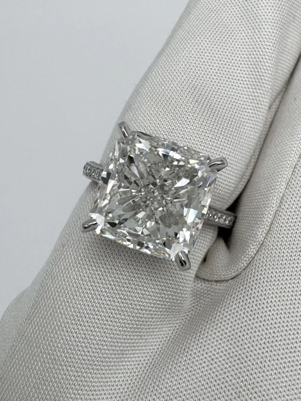 СЕРЬГИ NO NAME CUSHION 10.04 CT I/VS2 DIAMOND RING 10.04 I/VS2 5