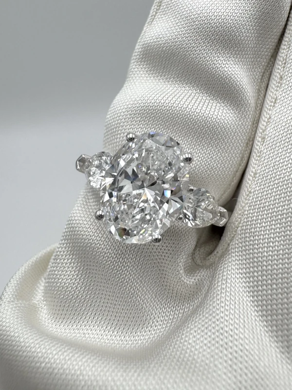 Earrings without a brand OVAL DIAMOND 3.01 CT D/VS1 RING (SIZE 51) GIA nn3.01 D/VS1 5