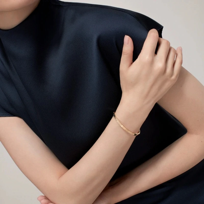 Cartier LOVE BRACELET, SMALL MODEL, YELLOW GOLD (SIZE 16) B6079116 3
