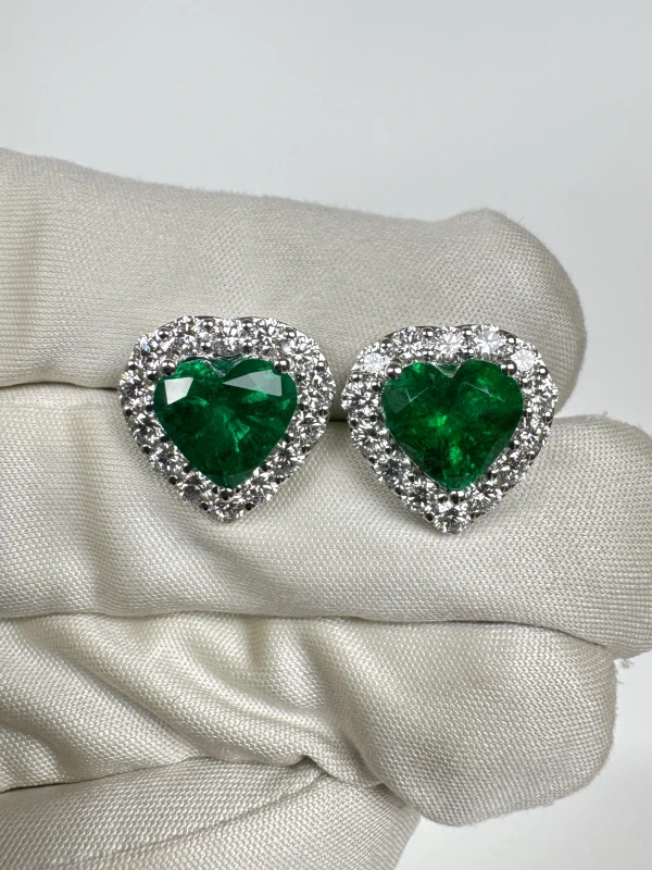 RalfDiamonds HEART EMERALD 3.01-3.05 CT VIVID GREEN EARRINGS RFD3.01-3.05CT 3