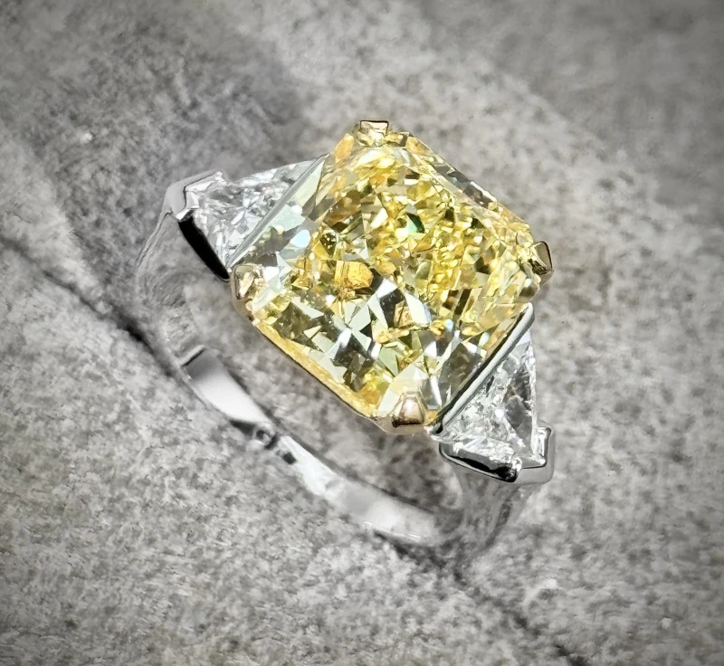 GRAFF Кольцо С бриллиантом  6.06 Fancy Intense Yellow 6.06 Fancy Intense Yellow 4