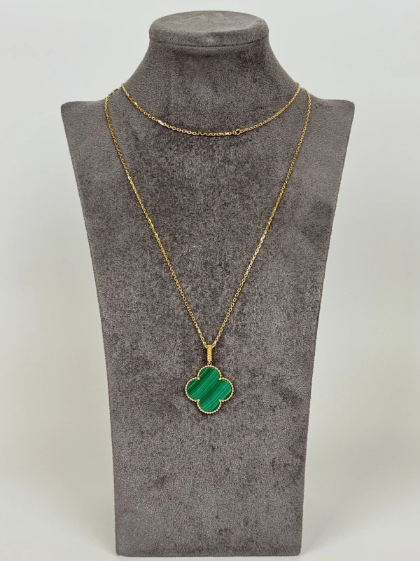 Van Cleef & Arpels. Magic Alhambra Long Necklace, 1 motif VCARO3MG00 4