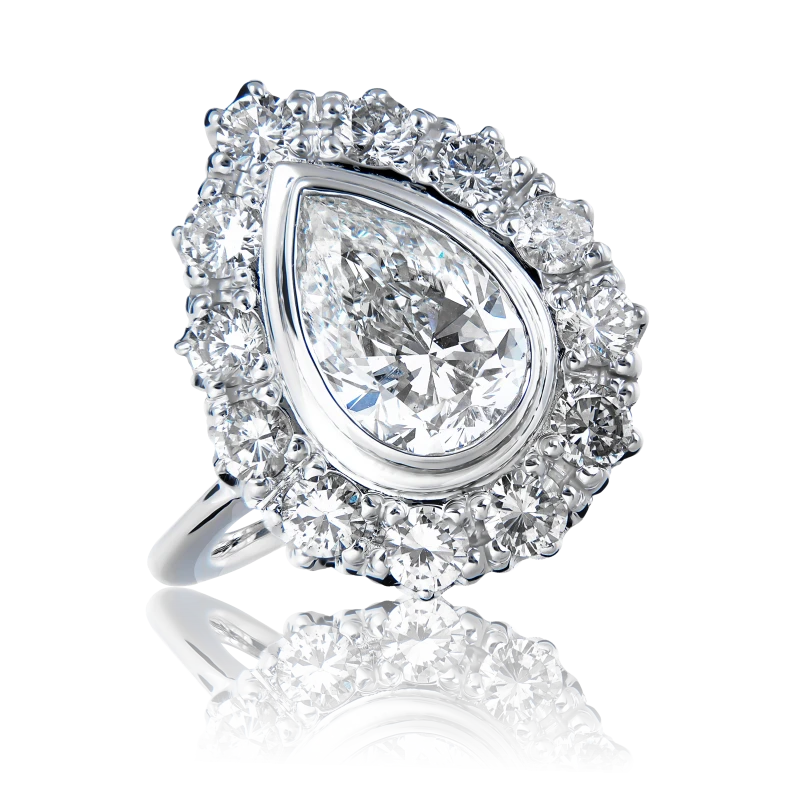 PEAR DIAMOND 2.04 CT F/VS2 RING (SIZE 52)