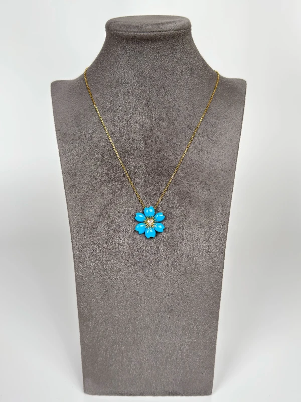 Van Cleef & Arpels. ROSE DE NOËL TURQUOISE DIAMOND PENDANT VCARPJJA00 2