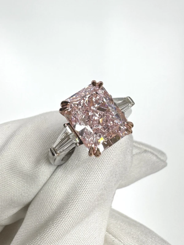 Earrings without a brand DIAMOND 5.01 FANCY LIGHT PINK/SI1 RING (SIZE 52) NN5.01CT FLP/SI1 (GIA) 3