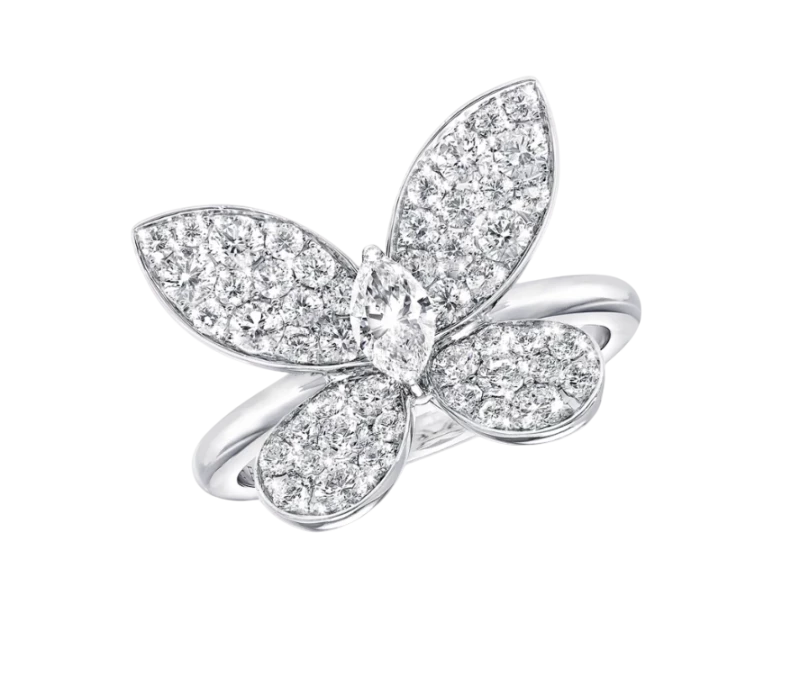 Pavé Butterfly Diamond Ring