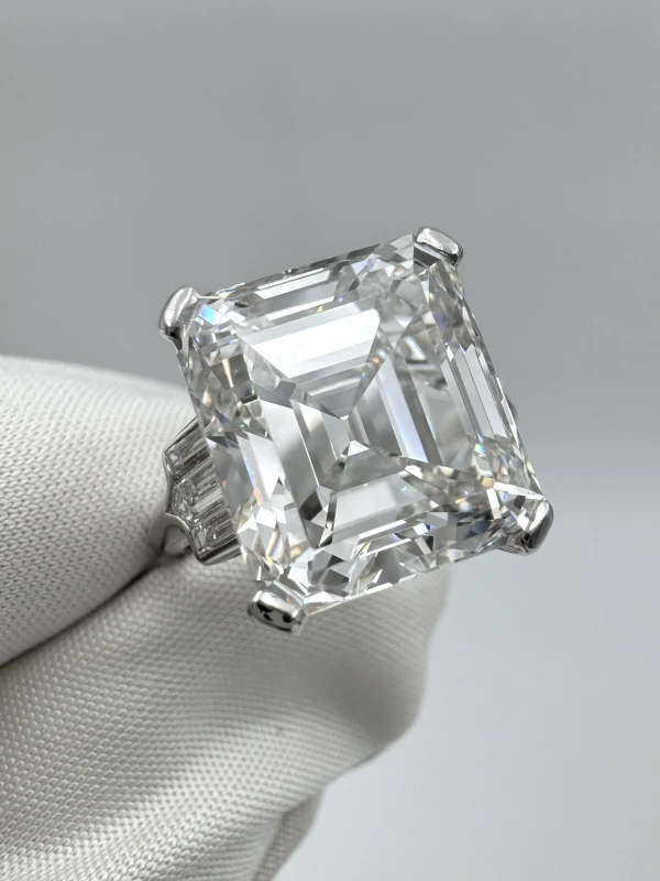 Earrings without a brand EMERALD DIAMOND 8.29 CT G/VS1 RING (SIZE 48) 1232-8.29CT 3