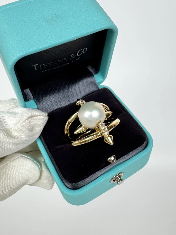 Tiffany & Co Tiffany Titan by Pharrell Williams Pearl Ring in Yellow Gold with Diamonds (SIZE 56) 73582385 6